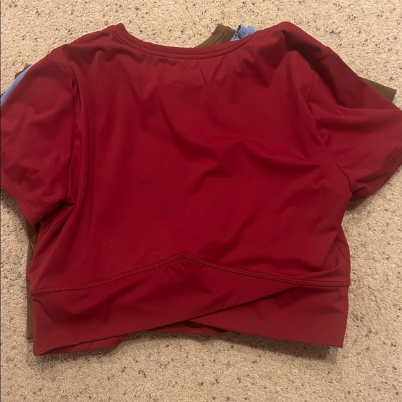 JoyLab Women's NWOT Athletic Crop Tops - Picture 11 of 11